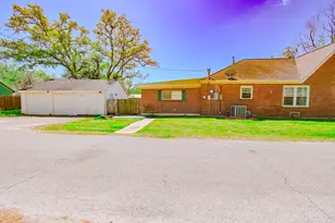 2801 Avenue I, Bay City, TX 77414 - Photo 45