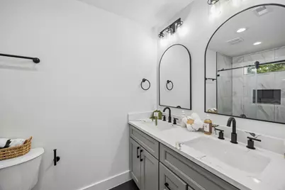 514 W Wilkins Street, Brenham, TX 77833 - Photo 11