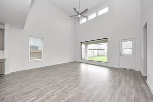 11119 Rose River Dr, Houston, TX 77044 - Photo 15