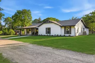 486 Hickory Creek Rd, Bellville, TX 77418 - Photo 3