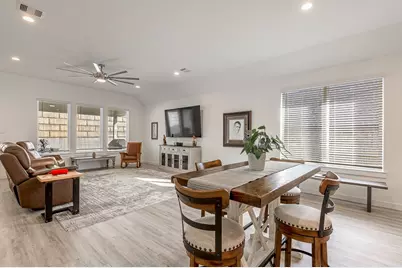 480 Westlake Landing, Conroe, TX 77304 - Photo 3