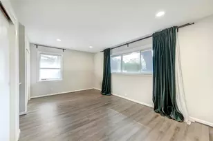 6026 Clarewood Dr, Houston, TX 77081 - Photo 19