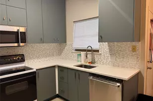 7575 Cambridge St, Houston, TX 77054 - Photo 11