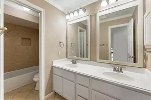 70 Amberglow Ct, The Woodlands, TX 77381 - Photo 33