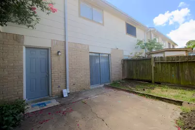 6393 S Briar Bayou Drive, Houston, TX 77072 - Photo 23