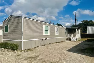 20677 N Navasota Dr, New Caney, TX 77357 - Photo 1