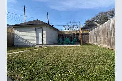 3424 Ursuline Street, Galveston, TX 77550 - Photo 37
