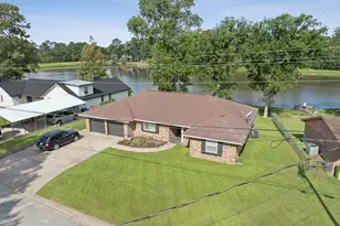 485 E Lake Dr, Livingston, TX 77351 - Photo 3