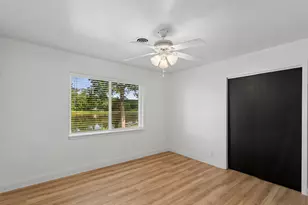 485 E Lake Dr, Livingston, TX 77351 - Photo 9