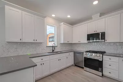 1354 W 24th Street, Houston, TX 77008 - Photo 11
