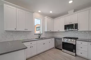 1354 W 24th St, Houston, TX 77008 - Photo 11