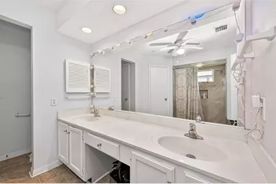15343 Meadow Village Drive, Houston, TX 77095 - Photo 21