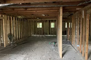 462 Ave B, Markham, TX 77456 - Photo 5