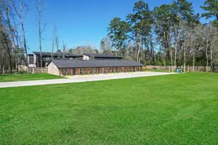 2526 Appian Wy, New Caney, TX 77357 - Photo 17