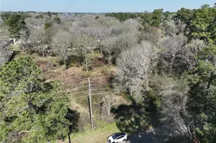 48 Rollingwood St, Pinehurst, TX 77362 - Photo 1