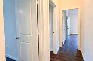 6807 Bardsdale Ct, Rosharon, TX 77583 - Photo 9