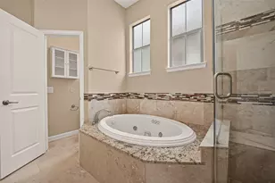546 Bomar St, Houston, TX 77006 - Photo 35