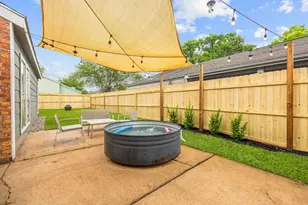 3711 Moss Tree Rd, Houston, TX 77043 - Photo 21