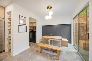 3711 Moss Tree Rd, Houston, TX 77043 - Photo 11