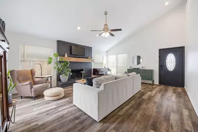 3711 Moss Tree Road, Houston, TX 77043 - Photo 5