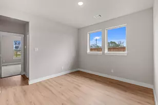 4546 Blue Mountain Laurel St, Pinehurst, TX 77362 - Photo 11