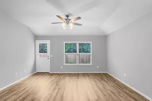 9605 Last Maples Trl, Conroe, TX 77303 - Photo 17