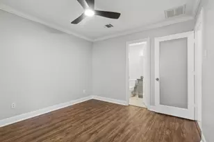 2202 Colorado St, Houston, TX 77007 - Photo 11