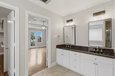 2202 Colorado Street, Houston, TX 77007 - Photo 33