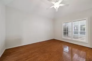 6842 Queensclub Dr, Houston, TX 77069 - Photo 13