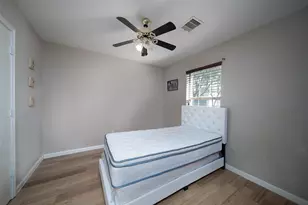 4211 Wayside Stream Ln, Houston, TX 77048 - Photo 9