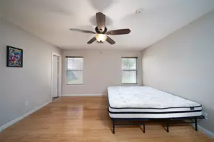 4211 Wayside Stream Ln, Houston, TX 77048 - Photo 17