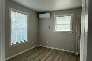 8510 Safeguard St, Houston, TX 77051 - Photo 9