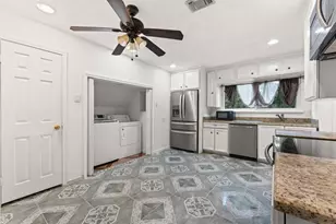 21207 Abbey Oak Circle Circle, Houston, TX 77073 - Photo 3