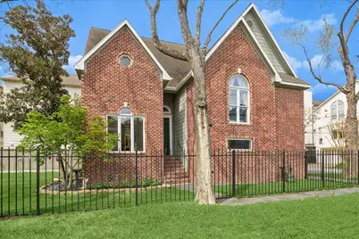5401 Floyd Street, Houston, TX 77007 - Photo 1