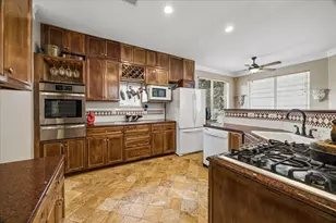 5401 Floyd St, Houston, TX 77007 - Photo 9