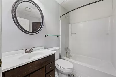 4018 Woodhaven Street, Houston, TX 77025 - Photo 9