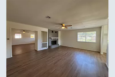1009 Lawndale Avenue, Brenham, TX 77833 - Photo 5