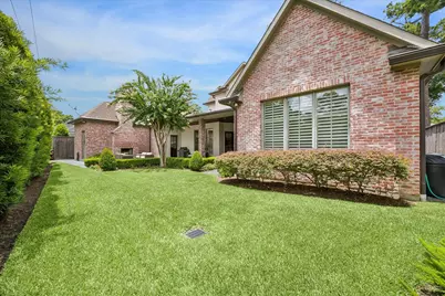 12407 Mossycup Drive, Houston, TX 77024 - Photo 7