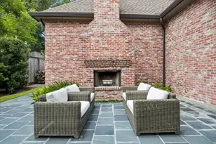 12407 Mossycup Dr, Houston, TX 77024 - Photo 5