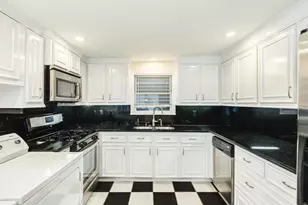114 Tarpon Ave, Galveston, TX 77550 - Photo 15