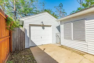 114 Tarpon Ave, Galveston, TX 77550 - Photo 5
