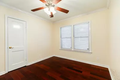 114 Tarpon Avenue, Galveston, TX 77550 - Photo 21
