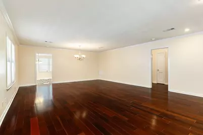 114 Tarpon Avenue, Galveston, TX 77550 - Photo 11