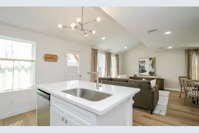 2717 Discovery Trails Ct, Conroe, TX 77301 - Photo 17