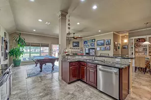 738 Lake View Dr, Montgomery, TX 77356 - Photo 19