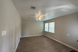 1415 Regal St, Houston, TX 77034 - Photo 5