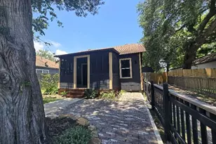 2119 Carolina St, Baytown, TX 77520 - Photo 1