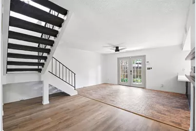 2275 Triway Lane #275, Houston, TX 77043 - Photo 11