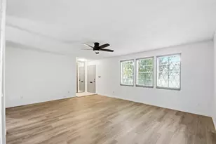 2275 Triway Ln, Houston, TX 77043 - Photo 9