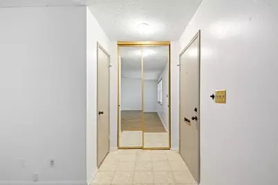 2275 Triway Lane #275, Houston, TX 77043 - Photo 7